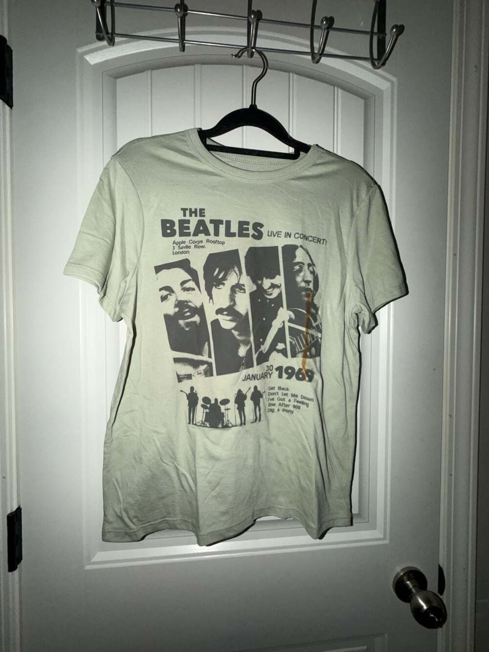 The Beatles Rooftop Concert Live in Concert January 1969 Graphic T-Shirt